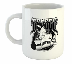 Taza Mujer Bomb Drop Me