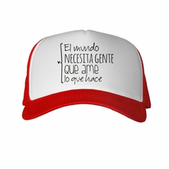 Gorra El Mundo Necesita Gente Que Ame en internet