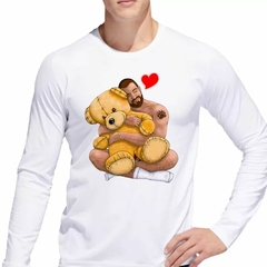 Remera Manga Larga Peluche Oso Gay Corazon Abrazo