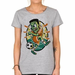 Remera Frank Playing Football Monster Art en internet