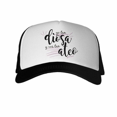 Imagen de Gorra Yo Tan Diosa Y Vos Tan Ateo