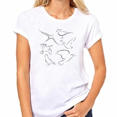 Remera Aves Volando Vector - tienda online