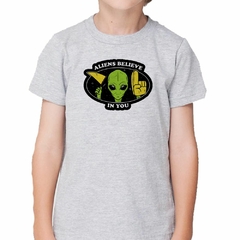 Remera Aliens Believe In You en internet