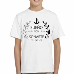 Remera Sueño Con Soñarte Negro Hojas Dream