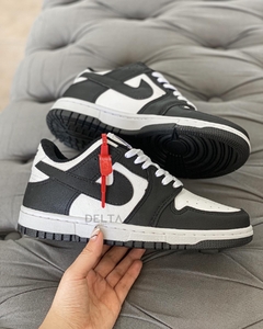 SB DUNK LOW PANDA CLASICC - DELTA STORE