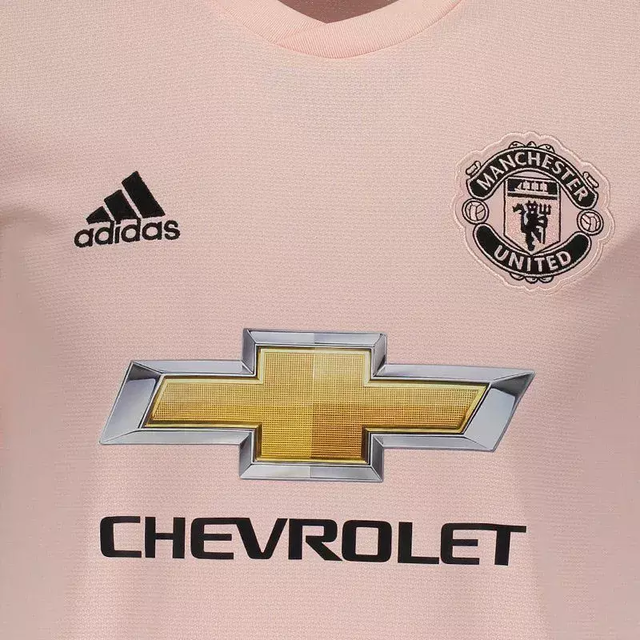 United camisa rosa 2025