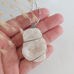 Colar de Pedra Geodo Calcedônia Natural - Purificação - comprar online