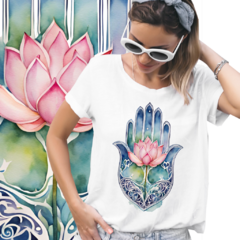 Mão de Hamsa azul com flor de lótus