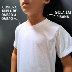 Camiseta unissex infantil Menininha na bicicleta - Desenhista Camila Rolfhs - comprar online