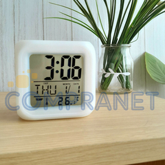 Reloj Despertador Digital Cambia de Color, Temp Fecha 13076 - tienda online