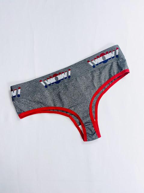 Panty hipster en tela con brillo