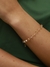 Pulseira Cascalho cor Chá Dourada na internet