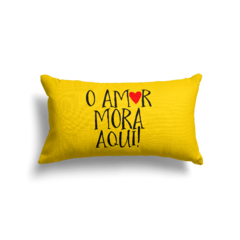 Capa De Almofada Retangular 30x50 - O Amor Mora Aqui