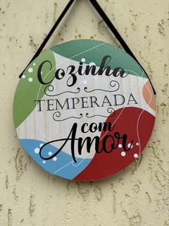 Placa Decorativa com Corda Redonda 20x20 - Cozinha Temperada - comprar online