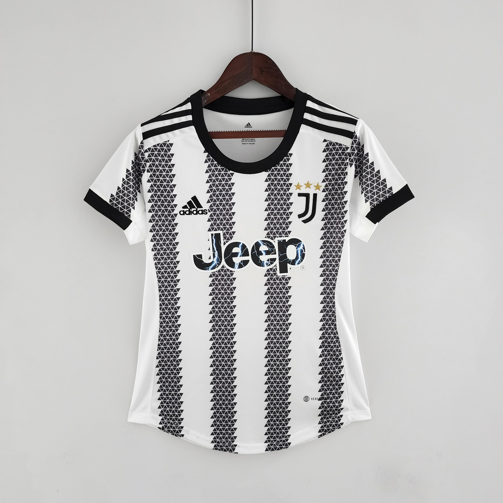 Mulher Do Sexo Masculino Vs Juventus Imagem Editorial - Imagem de camisa,  mulheres: 198262170