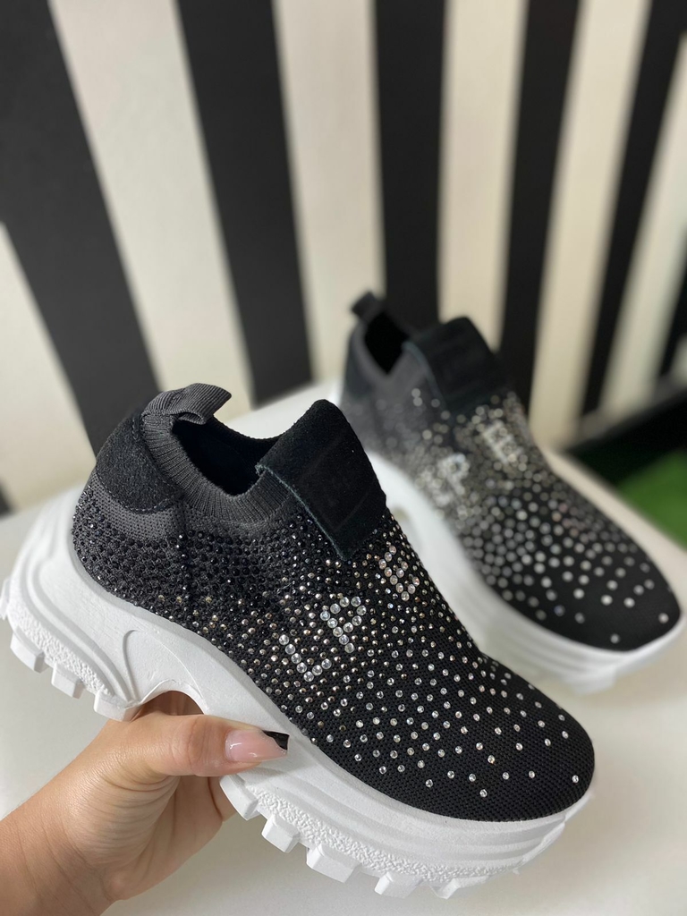 TENIS CHUNCKY COM BRILHO 537TE000661 SANTAS E INSANAS