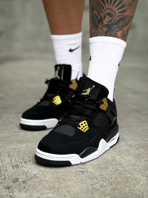 Air Jordan Retro 4 (negra) - Comprar en blackmambo