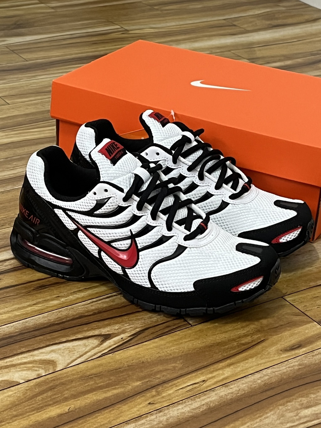 Nike air hotsell max torch black