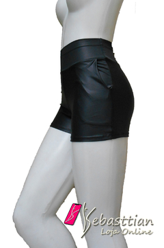 Short preto cirrê com bolsos, do P ao Plus size 60/62, cintura alta, cós duplo. - comprar online