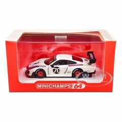 Minichamps Porsche 935/19 Laguna Seca 2018 Martini 70 - 1/64 - comprar online