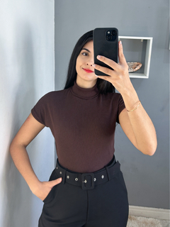 Blusa gola alta Ribana - Closet da Lê