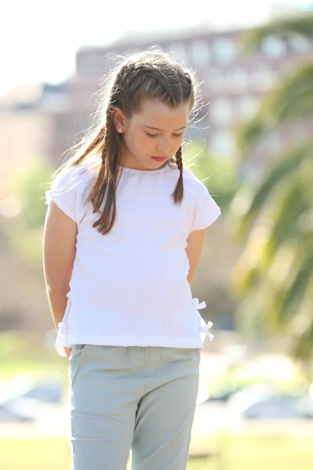 ropa de moda para niñas blusa blanca