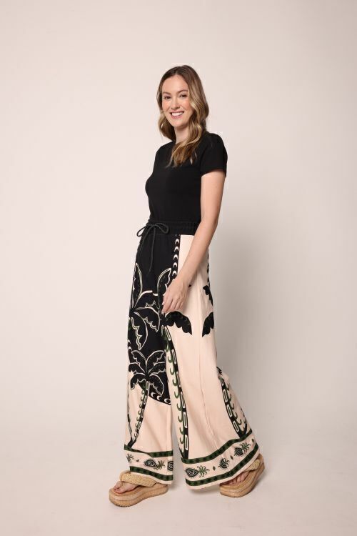 Pantalona preta cheap farm