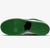 Apresentamos o Nike Dunk Low Pro SB Classic Green! Este modelo é unissex e possui as cores verde, preto e branco, feito com materiais de couro legítimo e tecido. Possui ajuste com cadarços. Adquira já e se surpreenda com a qualidade e estilo deste tênis, 