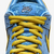Lindinha, a personagem encantadora, inspira o Nike Dunk SB x Meninas Super Poderosas. Em azul e amarelo, unissex, ajustável por cadarços, é uma peça única em tecido e camurça. Produto original disponível na sneakersjc.