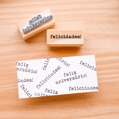 Kit Carimbo "Feliz Aniversário + Felicidades" com 2 un 5x2 cm