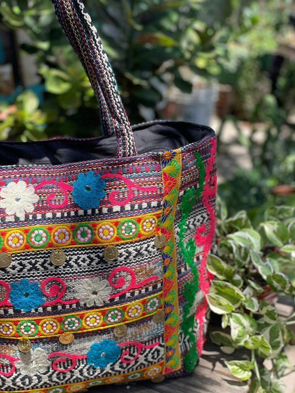 Bolso Bordado Hindu Comprar en Antesha Estilo Hindu