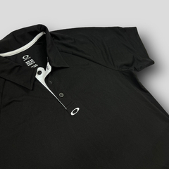 Camiseta Polo Golf Oakley Preta na internet