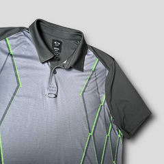 Camiseta Polo Golf Oakley Cinza na internet