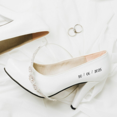 Personalização do Sapato da Noiva - Craft Caligrafia I Serviço de Caligrafia para Convites & Decoração de Parede