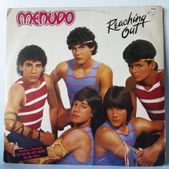 LP MENUDO - REACHING OUT (1984)