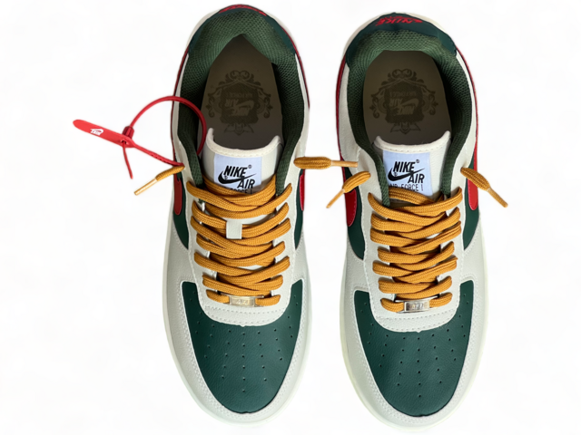 Nike gucci colorway hotsell