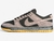 Nike Dunk Low 'Dark Grey Black Gum' na internet