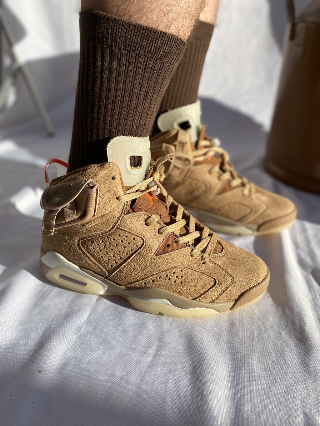 Travis scott jordan 6 cheap snkrs
