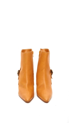 Bota Manolo Blahnik Couro Marrom - 34 1/2 EUR - comprar online