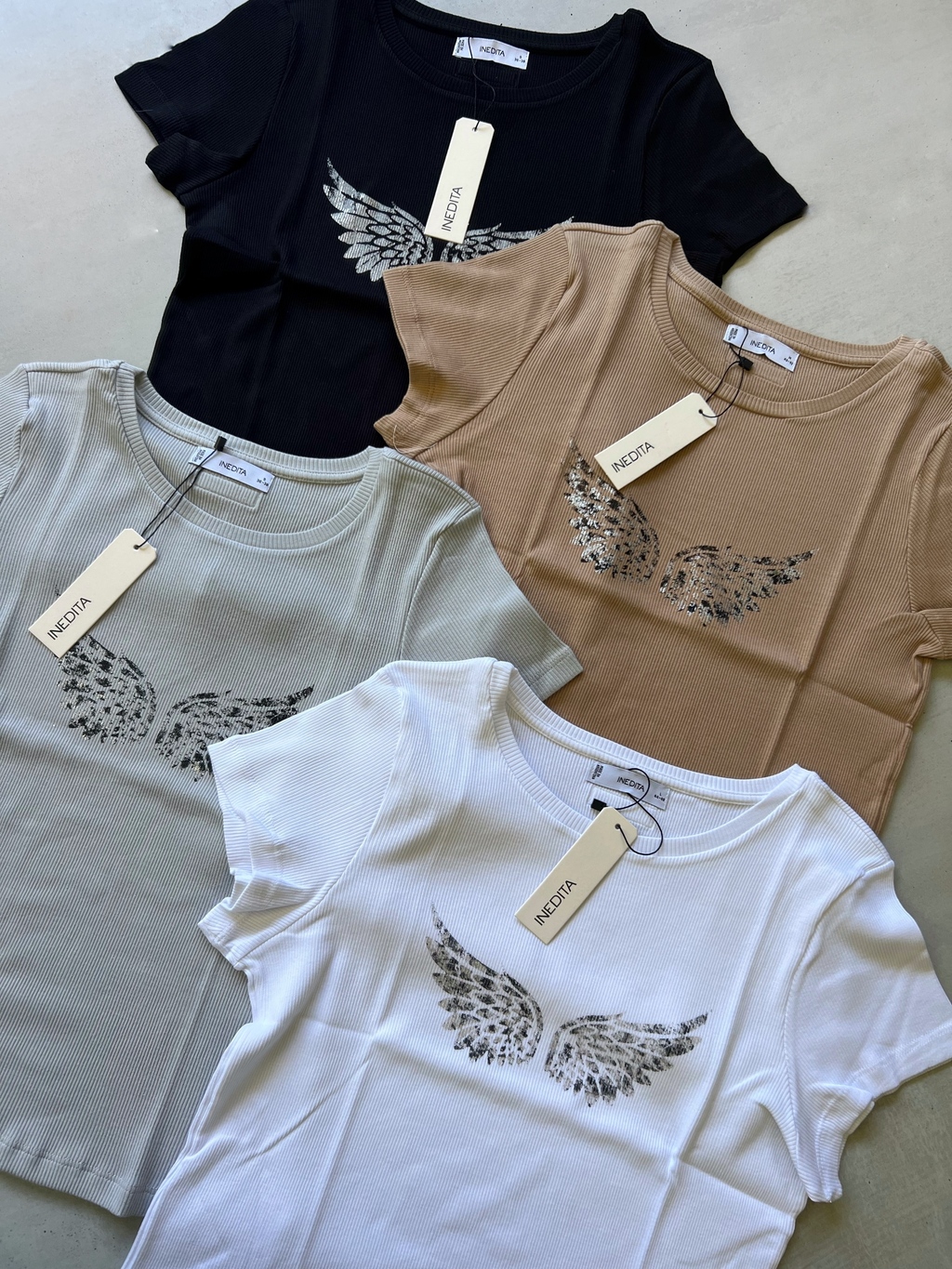 Remera Inedita Comprar en Alma Glew