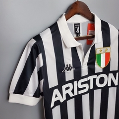 Camiseta Titular Juventus 82-84 en internet