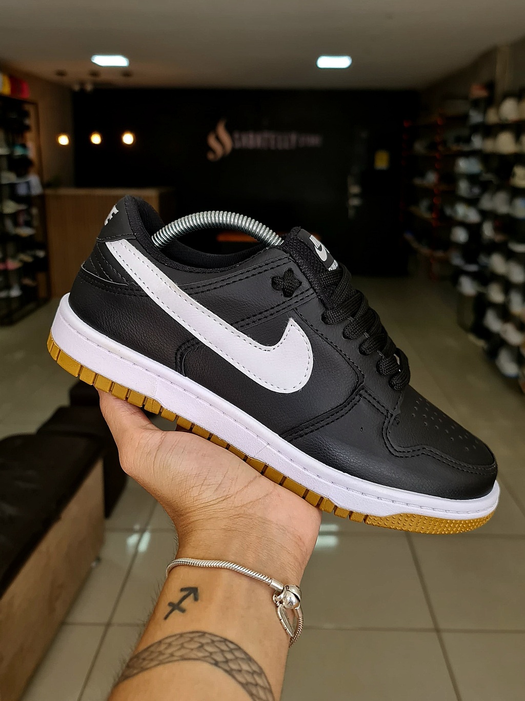 Nike sb preto e marrom deals