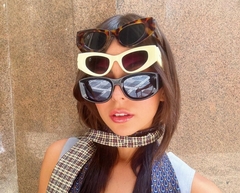 Óculos Solar Naomi / GRINGA - loja online