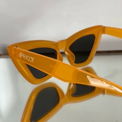 Óculos Solar Gatinho Apricot na internet