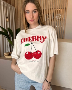 REMERA CHERRY OVER