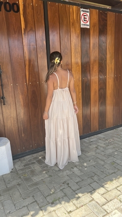 Vestido Betina Nude na internet