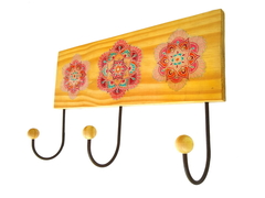 Cabideiro de parede de madeira com mandala floral 3 ganchos . - comprar online