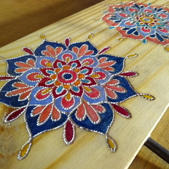 Cabideiro de parede de madeira com mandala floral 3 ganchos. - loja online
