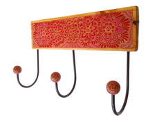 Cabideiro de parede vermelho de madeira com mandala 3 ganchos sob encomenda - comprar online