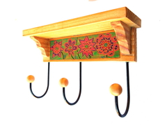 Cabideiro mandala floral com prateleira 3 ganchos. na internet